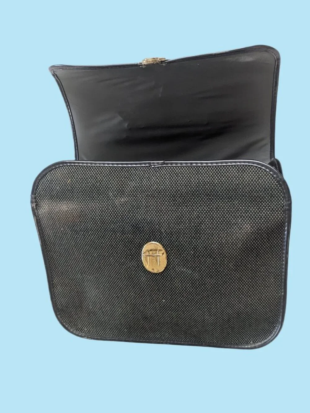 Vintage Tweed Locking Case - top loading